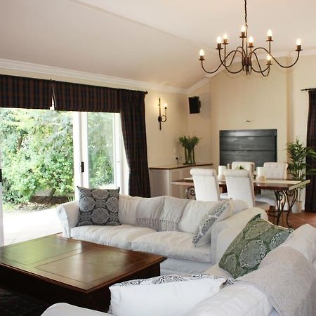 Camelot In Constantia Bed & Breakfast Cape Town Luaran gambar
