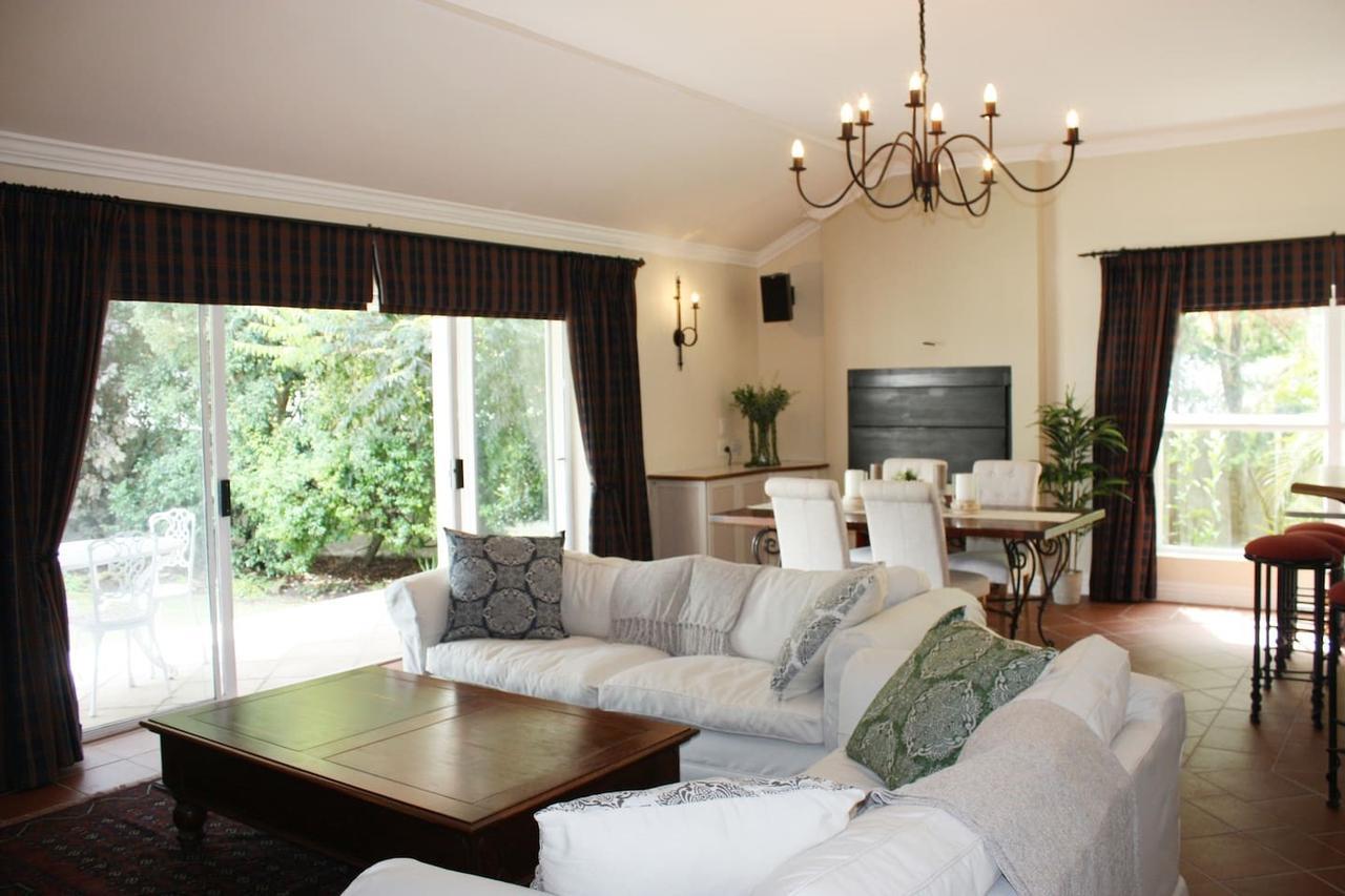 Camelot In Constantia Bed & Breakfast Cape Town Luaran gambar