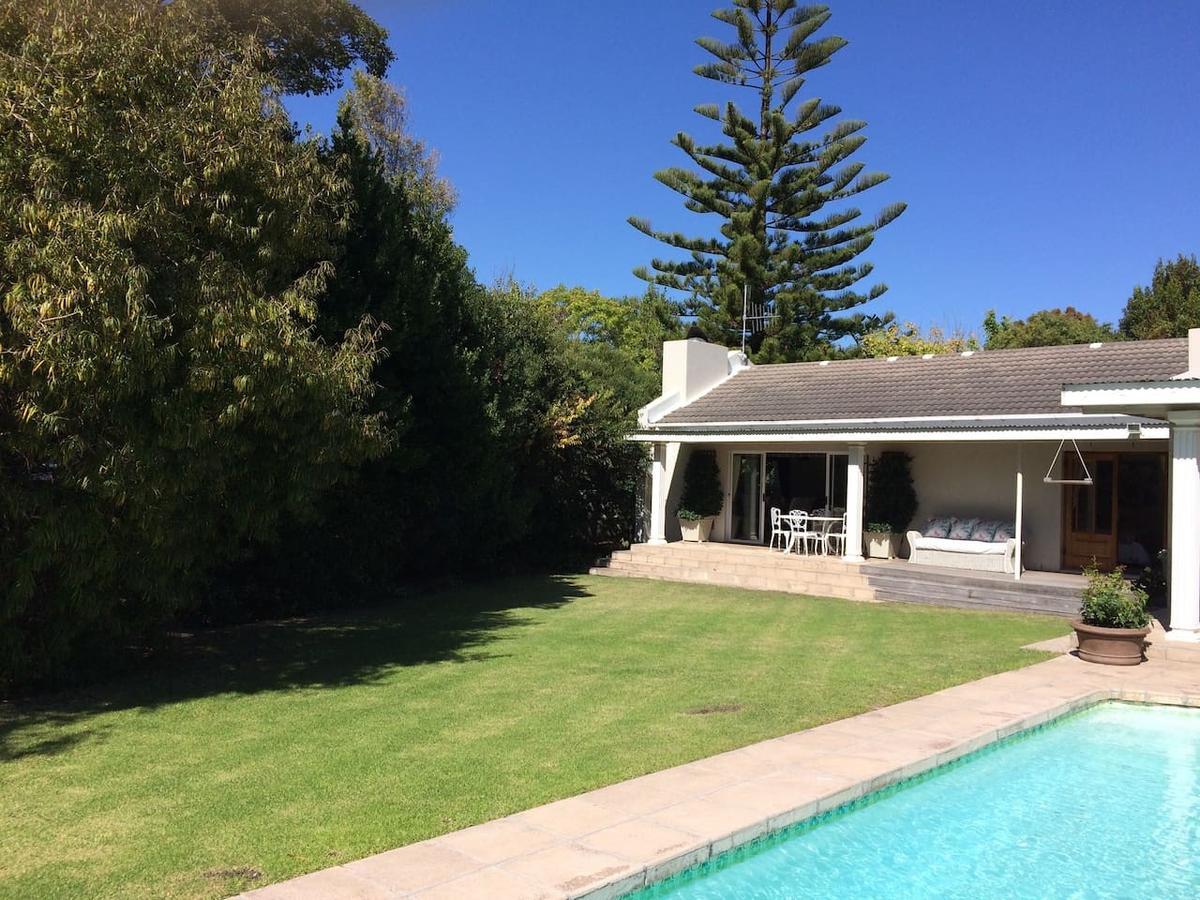Camelot In Constantia Bed & Breakfast Cape Town Luaran gambar